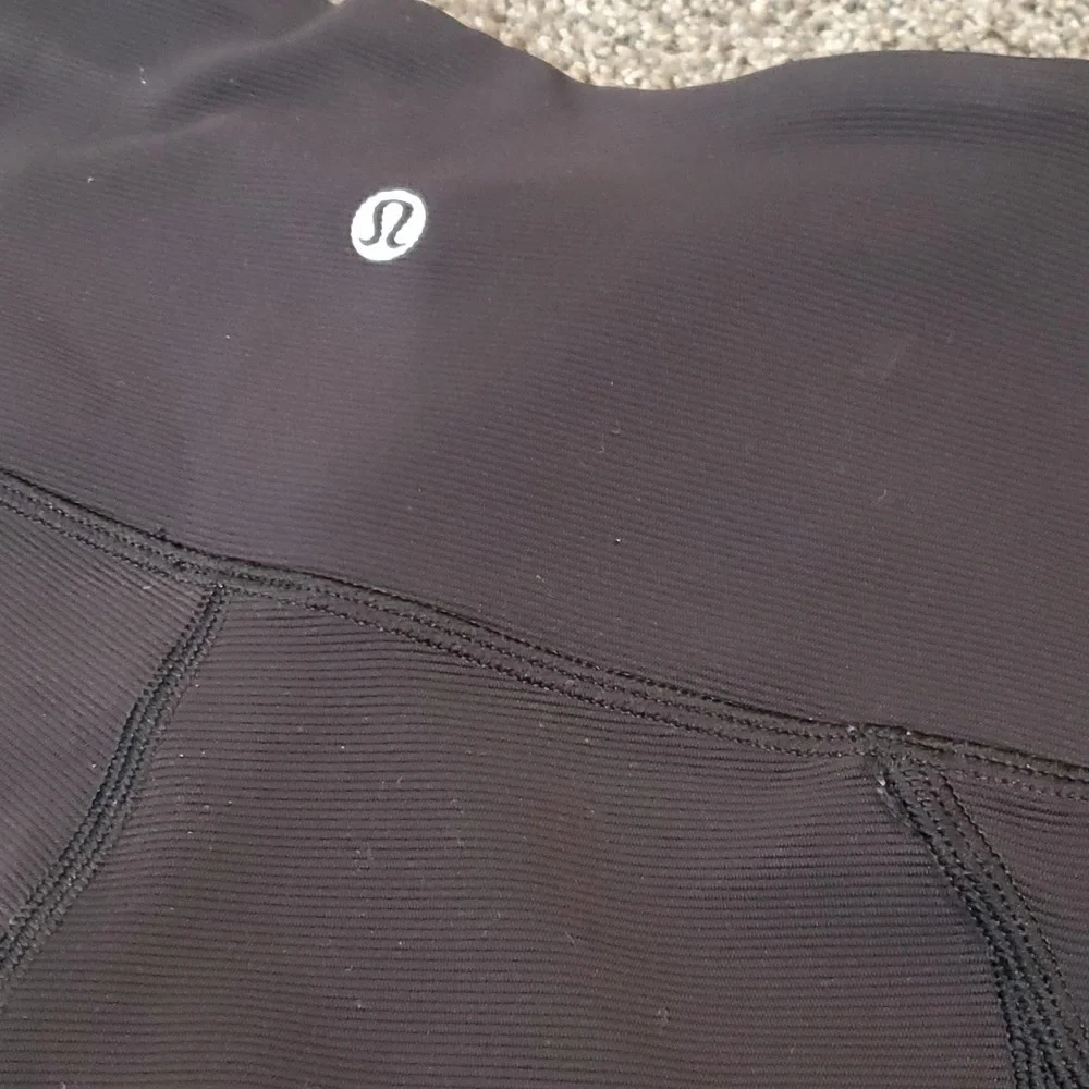Lululemon Athleta Yoga Womens Ribbed Leggings sz 4
